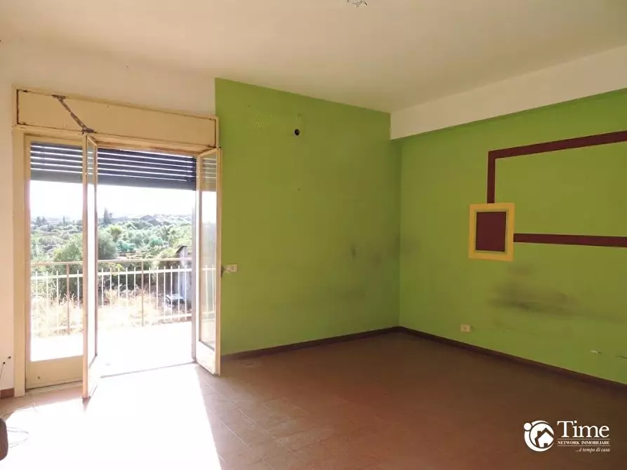Immagine 31 di Pentalocale in vendita  in Via delle Azalee 13 a Misterbianco