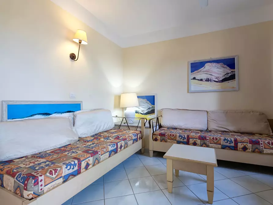 Immagine 7 di Bilocale in vendita  a Trinità D'agultu E Vignola