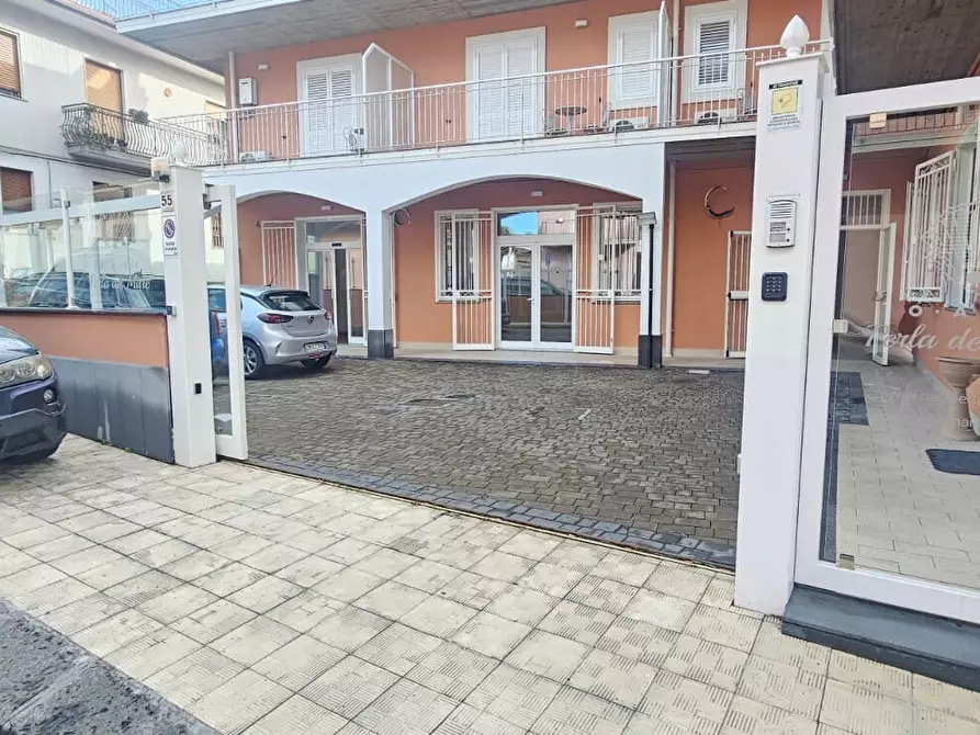 Immagine 4 di Attività artigianale in affitto  in Via Sciarelli 55 a Aci Castello