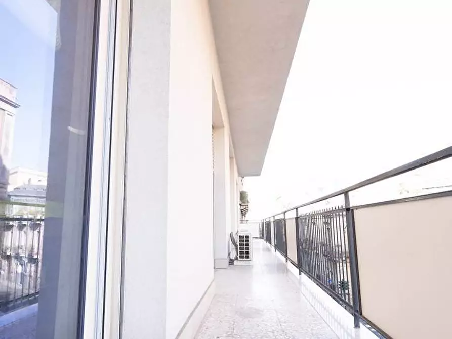 Immagine 31 di Quadrilocale in vendita  in Via Caronda 178 a Catania