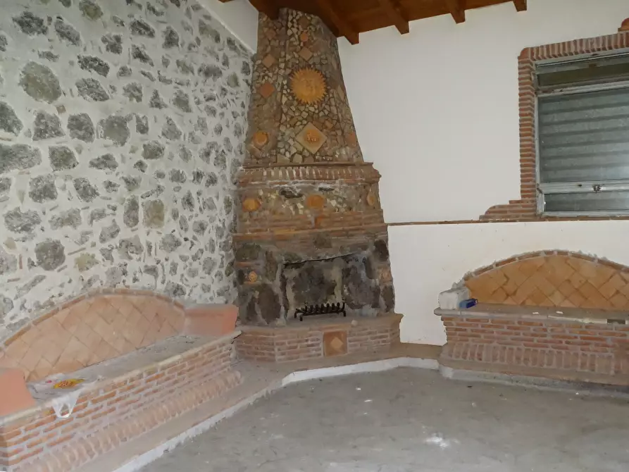 Immagine 8 di Casa indipendente in vendita  in Via Monte Grappa 7 a Belpasso