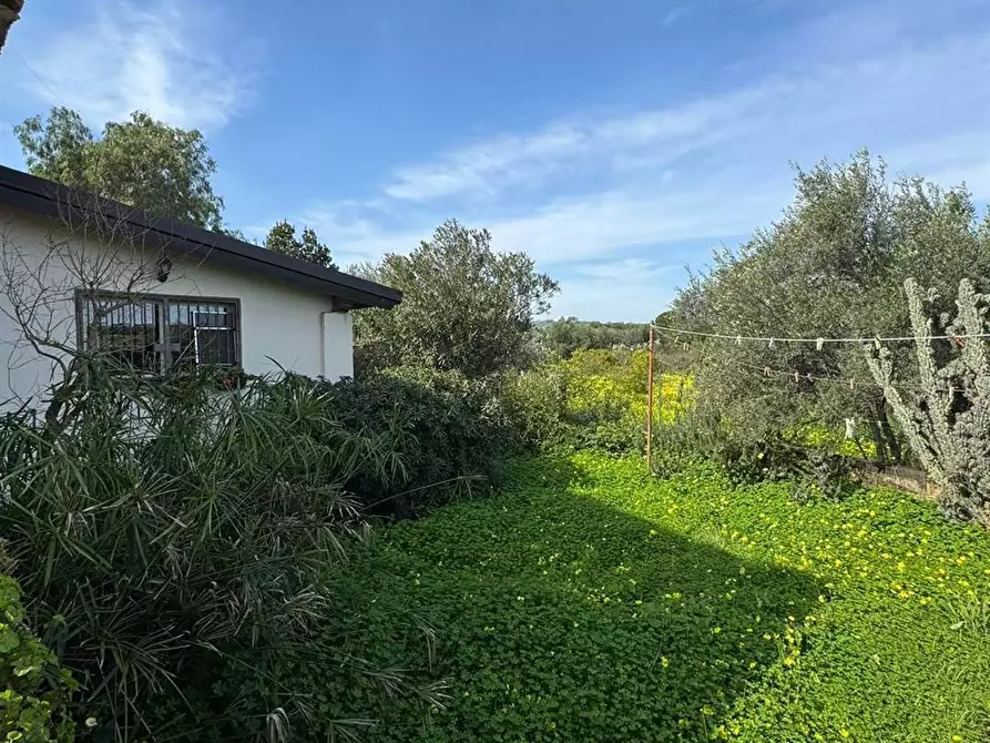Immagine 1 di Villa in vendita  in CONTRADA SAN LEONARDO SNC a Carlentini