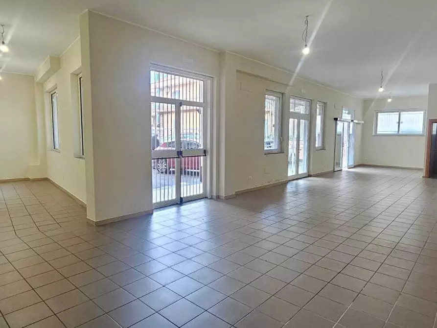 Immagine 11 di Attività artigianale in affitto  in Via Sciarelli 55 a Aci Castello