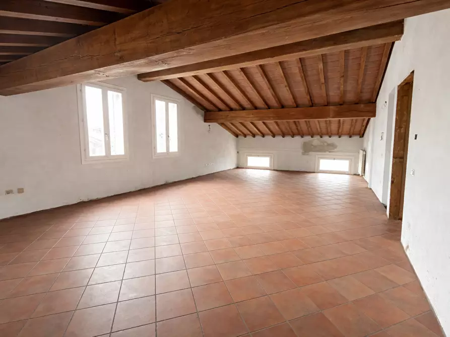 Immagine 1 di Porzione di casa in vendita  a Modena