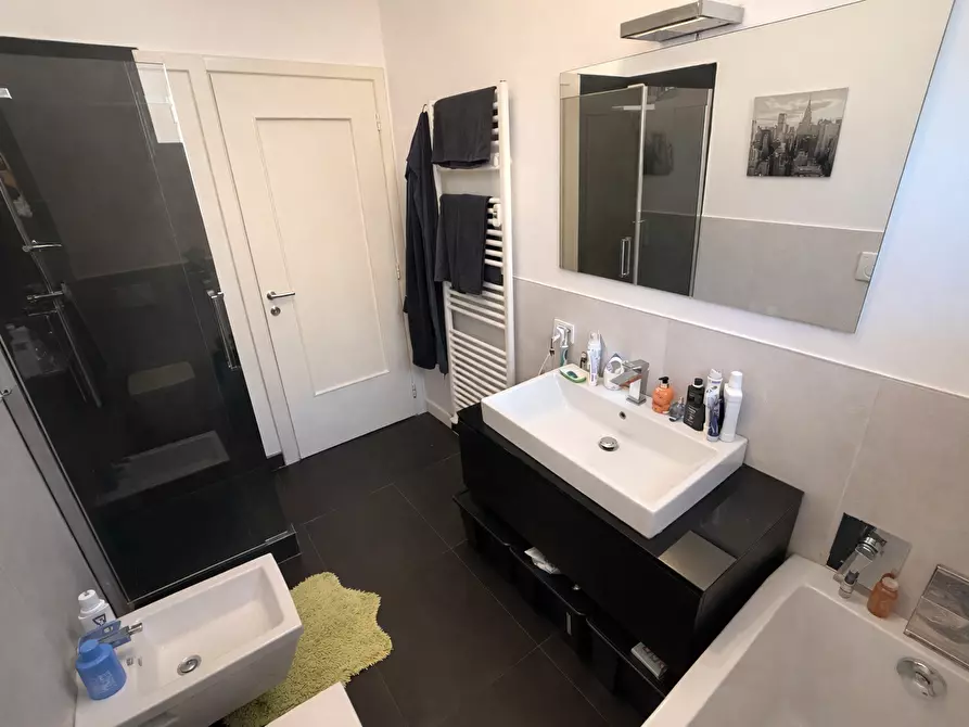 Immagine 15 di Trilocale in vendita  a Modena