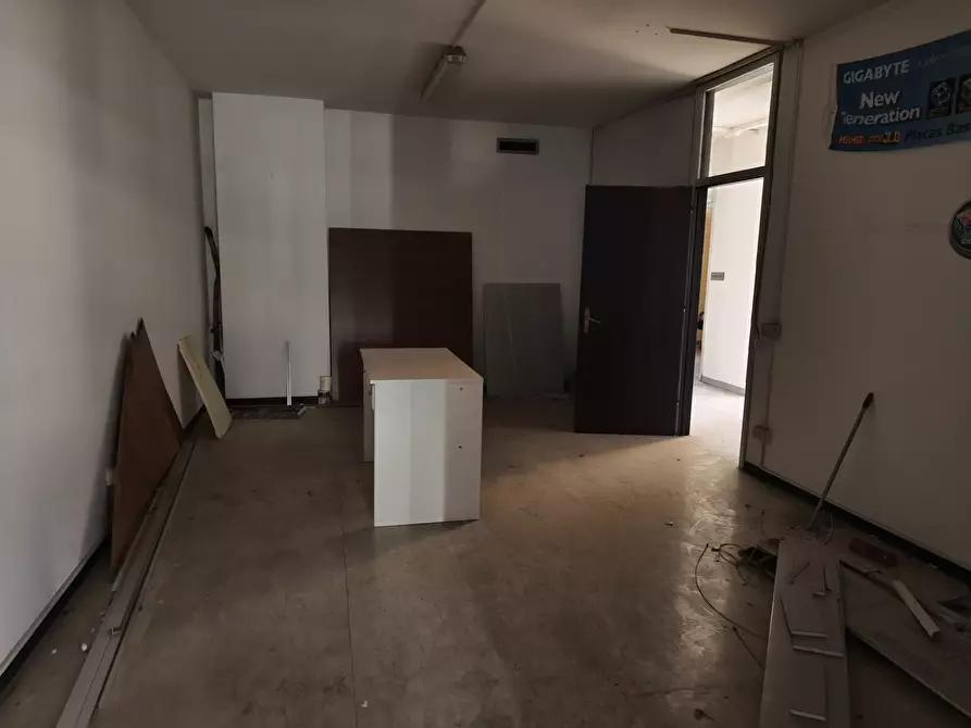 Immagine 20 di Ufficio in vendita  in Via Pietro Giardini 470a a Modena