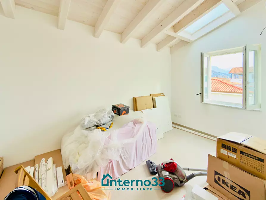 Immagine 20 di Villetta a schiera in vendita  in Via Dogana 30 a Ortonovo