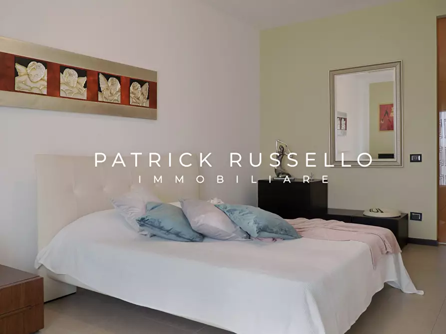 Immagine 13 di Trilocale in vendita  in Via Lupi, 37 a Gela