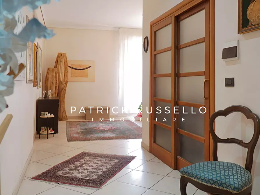 Immagine 6 di Trilocale in vendita  in Via Seneca 2 a Gela