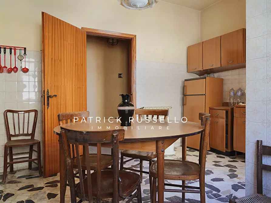 Immagine 5 di Quadrilocale in vendita  in Via Formia 40 a Gela