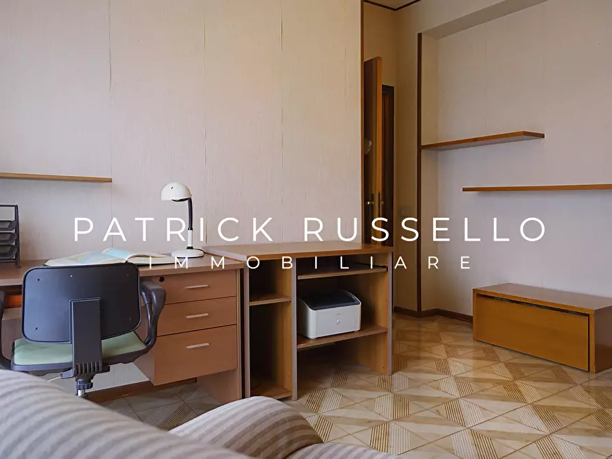 Immagine 21 di Quadrilocale in vendita  in Viale Cortemaggiore 87 a Gela