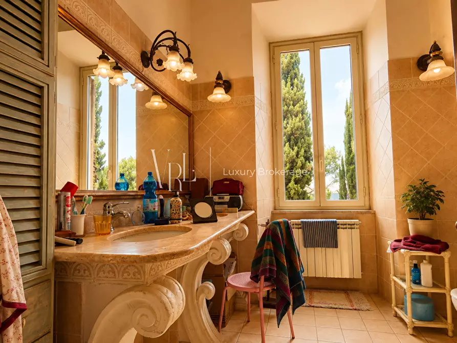 Immagine 18 di Casa bifamiliare in vendita  a Tivoli