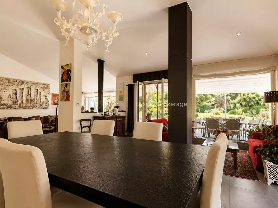 Immagine 9 di Casa bifamiliare in vendita  a Roma
