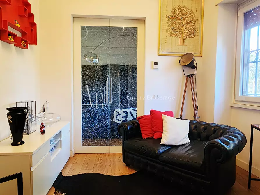 Immagine 9 di Appartamento in vendita  a Roma