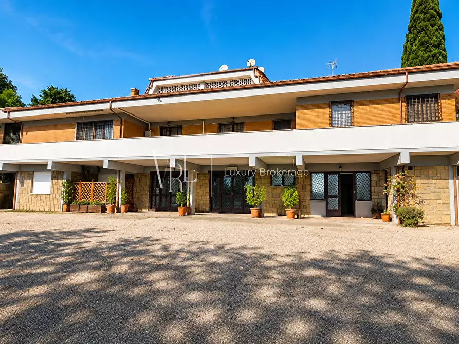 Immagine 7 di Casa indipendente in vendita  a Roma