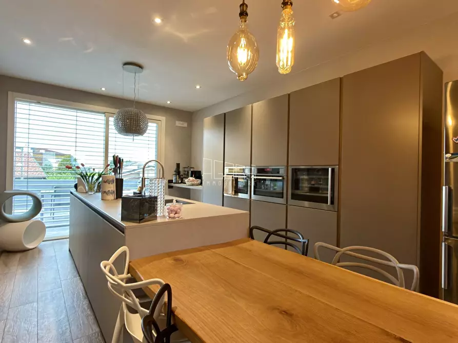 Immagine 6 di Casa bifamiliare in vendita  a Rovigo