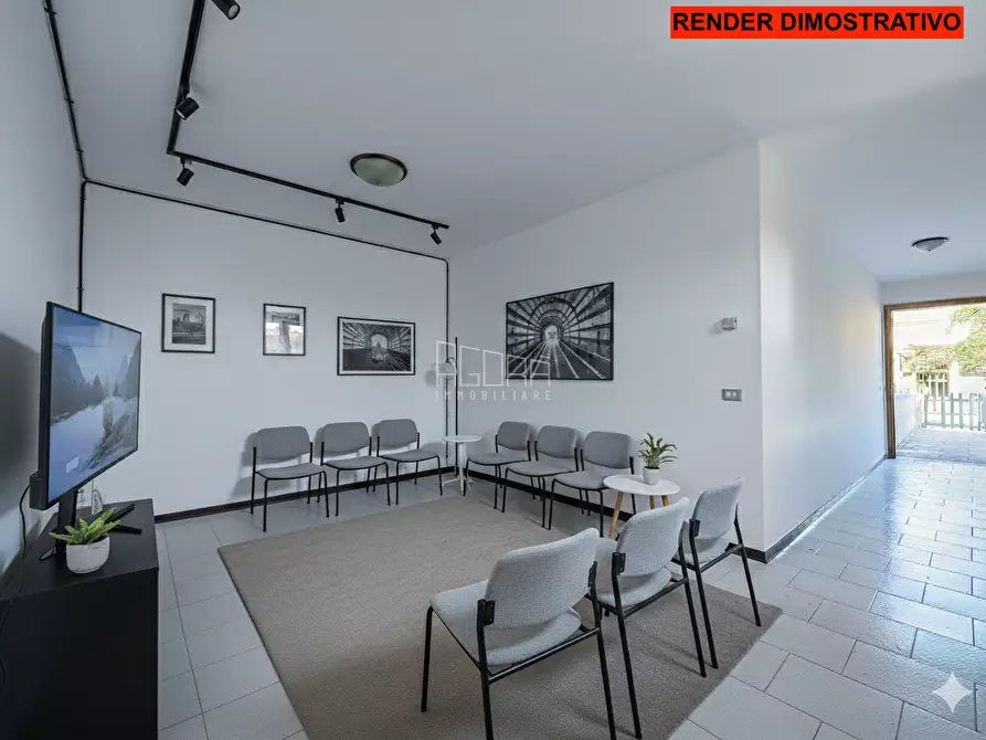 Immagine 4 di Ufficio in vendita  a Lusia