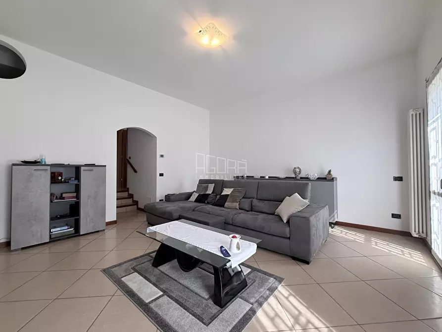Immagine 2 di Casa indipendente in vendita  a Rovigo