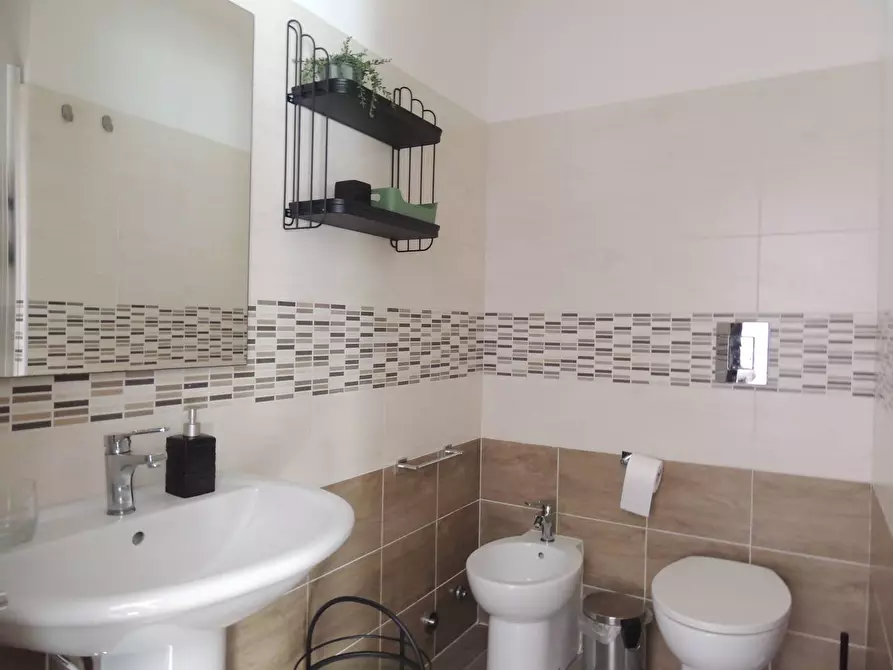 Immagine 42 di Attico in vendita  a Zafferana Etnea