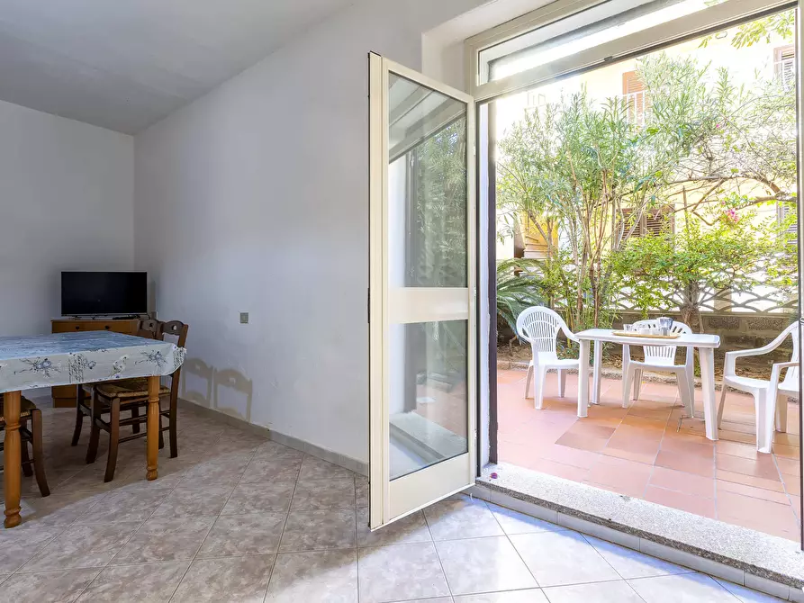 Immagine 13 di Bilocale in vendita  in Via Al Belvedere 6 a Trinità D'agultu E Vignola