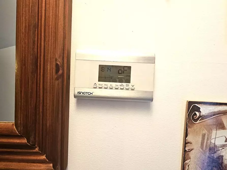 Immagine 26 di Mansarda in vendita  a Fiumefreddo Di Sicilia