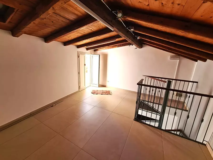 Immagine 4 di Casa indipendente in affitto  in Via De Caro 26 a Catania