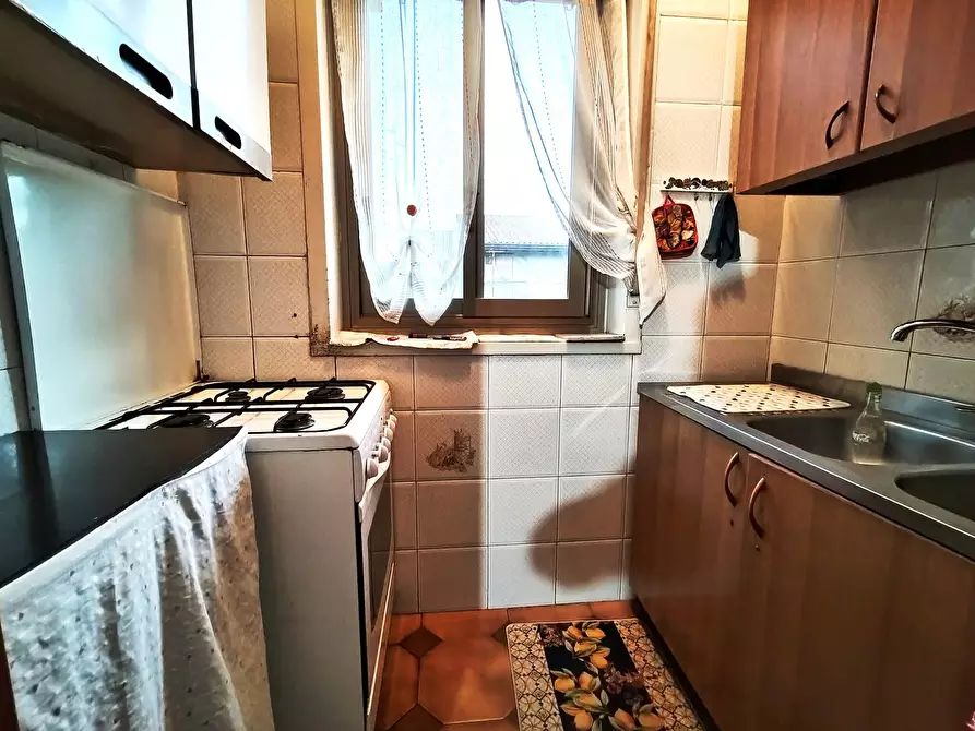 Immagine 19 di Pentalocale in vendita  in Via Bachelet 1 a Misterbianco