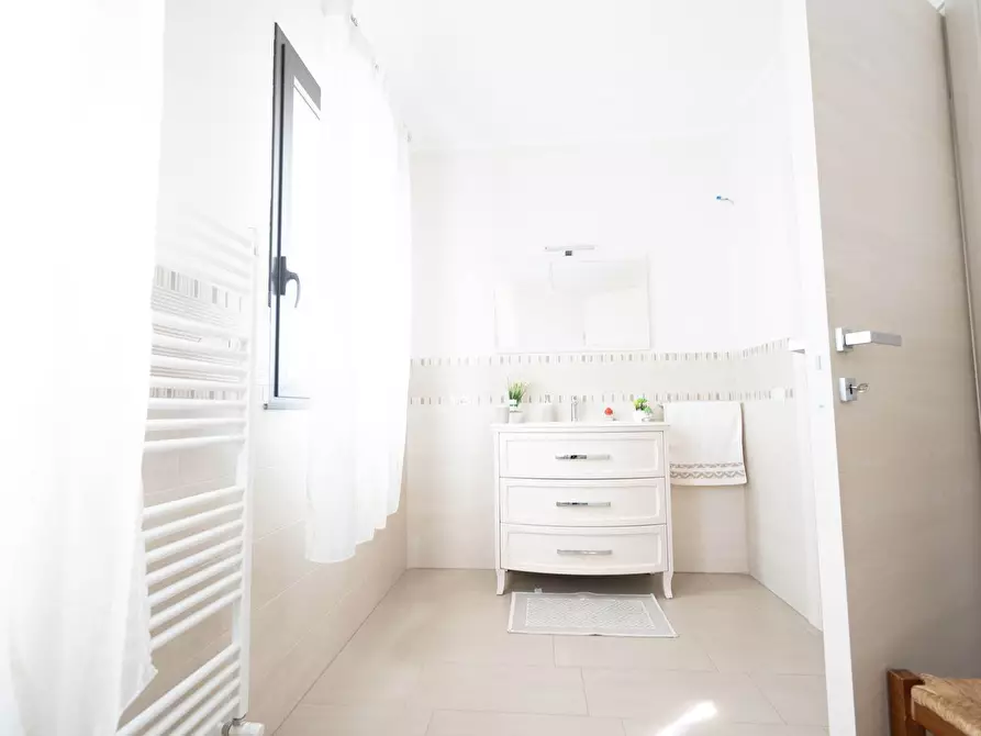 Immagine 12 di Casa bifamiliare in vendita  in Via Catanzaro 11 a San Giovanni La Punta