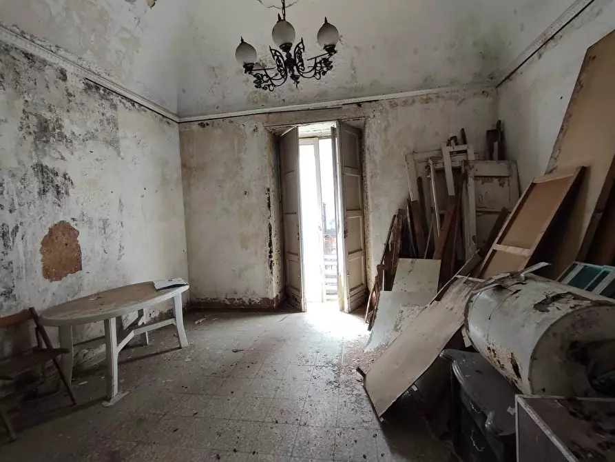 Immagine 13 di Trilocale in vendita  in Via Cesare Abba 48 a Catania