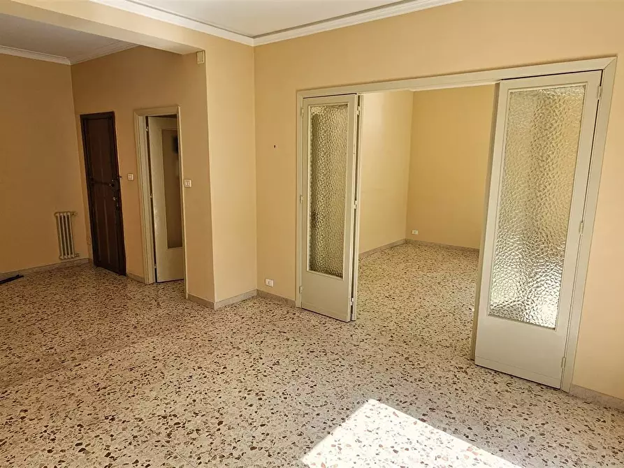 Immagine 5 di Appartamento in vendita  a Catania