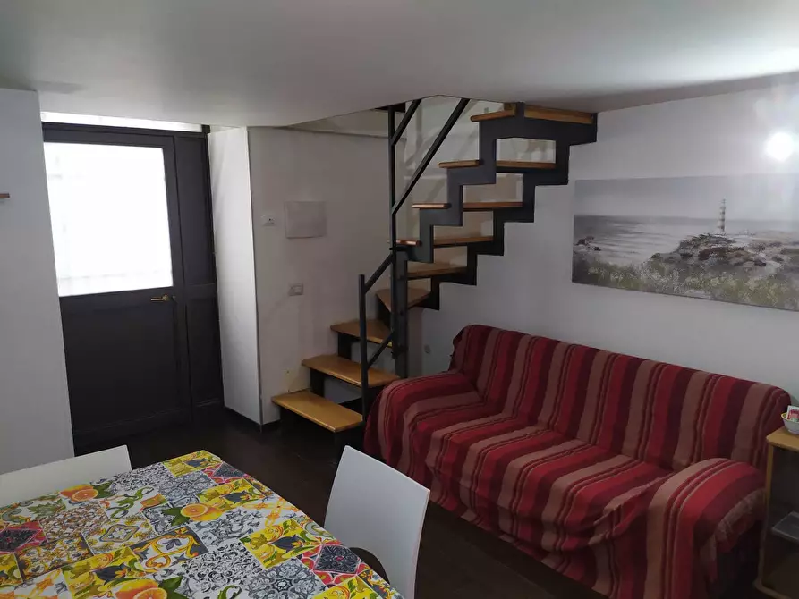 Immagine 3 di Terratetto in affitto  in Via Ferrara Abate 22 a Catania