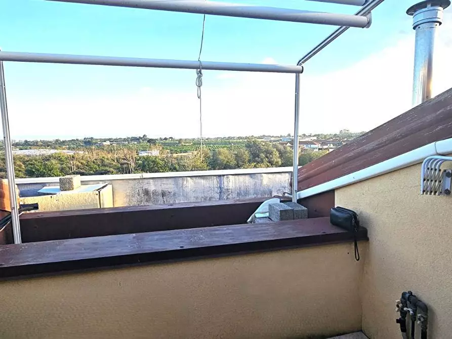 Immagine 15 di Mansarda in vendita  a Fiumefreddo Di Sicilia