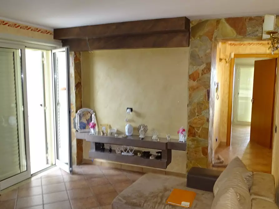 Immagine 6 di Attico in vendita  in Via Antonino Corsaro 8 a Camporotondo Etneo