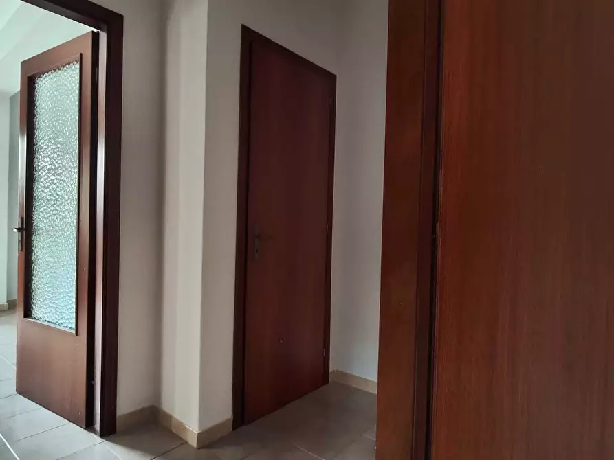 Immagine 10 di Trilocale in vendita  in Via Vincenzo Bellini 20 a San Pietro Clarenza