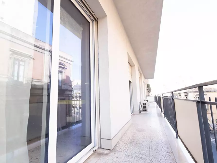 Immagine 30 di Quadrilocale in vendita  in Via Caronda 178 a Catania
