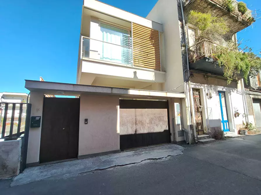 Immagine 59 di Casa indipendente in vendita  in Via Luigi Capuana 16 a Riposto