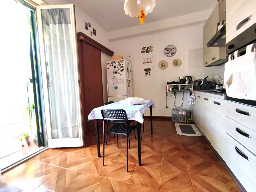 Immagine 16 di Bilocale in vendita  a Tremestieri Etneo