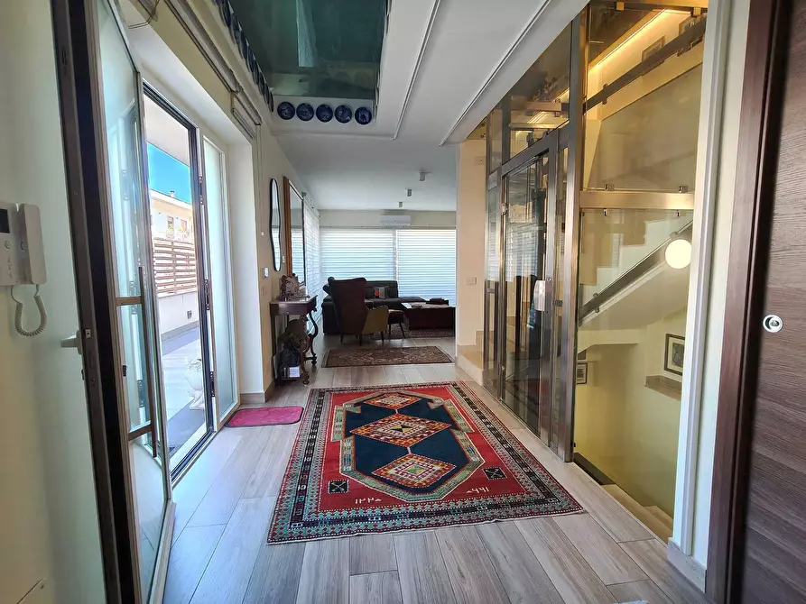 Immagine 12 di Casa indipendente in vendita  in Via Luigi Capuana 16 a Riposto