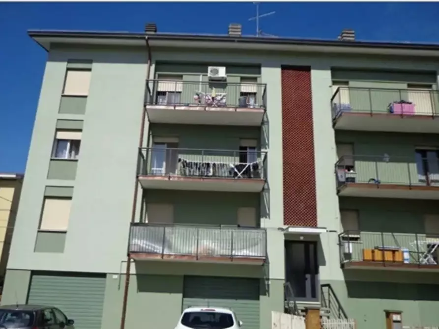 Immagine 1 di Appartamento in vendita  in Via Marmolada 2 a Carpi