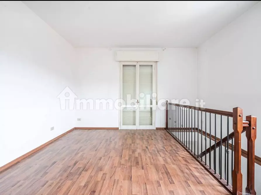 Immagine 3 di Pentalocale in vendita  in VIA PER RUBIERA 34 a Scandiano