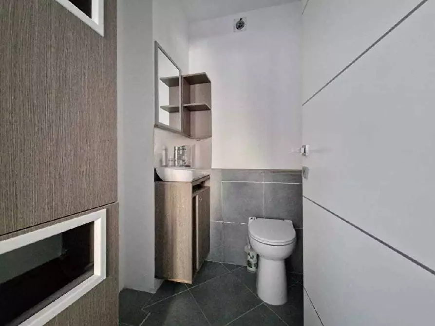 Immagine 7 di Quadrilocale in vendita  in Via Montale 4 a Ventimiglia