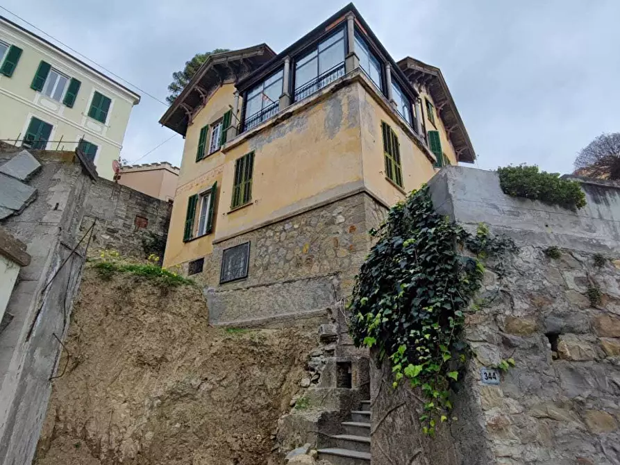 Immagine 10 di Villa in vendita  in Via Zeffiro Massa 344 a San Remo