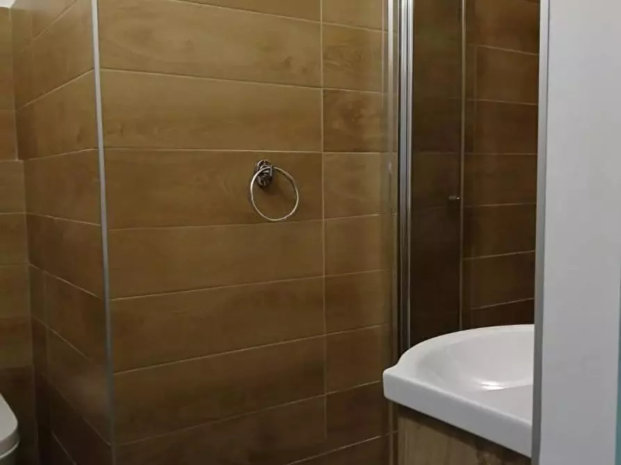 Immagine 12 di Quadrilocale in affitto  in Via Breglio 140 a Torino