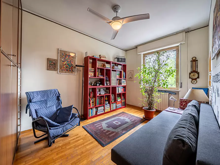 Immagine 3 di Quadrilocale in vendita  in Via Giuditta Sidoli 9600 a Parma