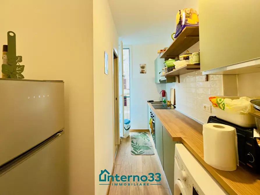 Immagine 15 di Bilocale in vendita  in Viale Aldo Ferrari 65 a La Spezia