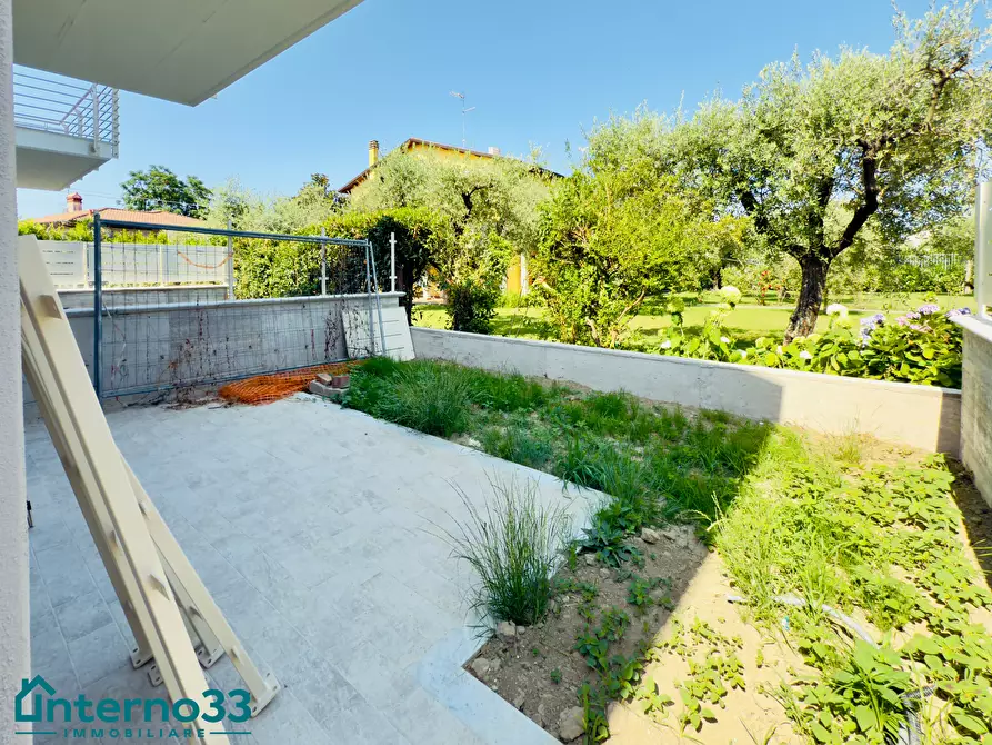 Immagine 13 di Villetta a schiera in vendita  in Via Dogana 30 a Ortonovo