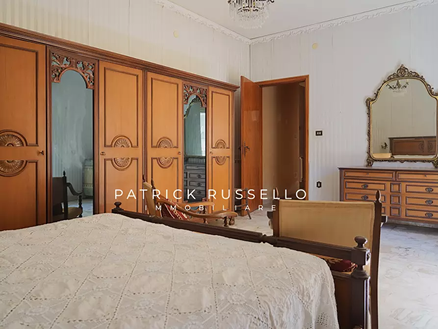 Immagine 27 di Quadrilocale in vendita  in Via Formia 40 a Gela