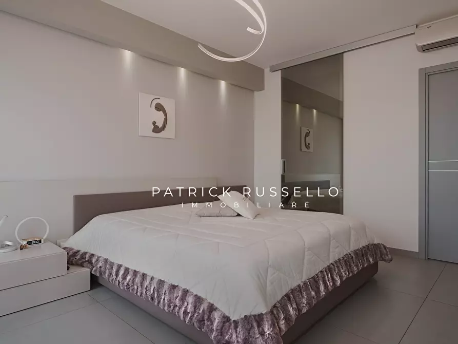 Immagine 14 di Quadrilocale in vendita  in Via Bonfiglio Fiorentino 4 a Gela