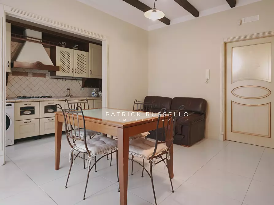 Immagine 14 di Quadrilocale in vendita  in Via Casilina 7 a Gela