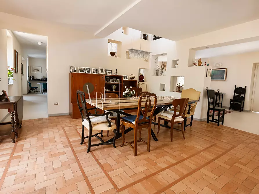 Immagine 19 di Villa in vendita  a Roma